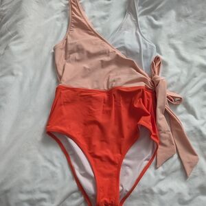 Women's Cupshe Colorblock One-Piece Swimsuit with Bow with Waist-Snatching Tech